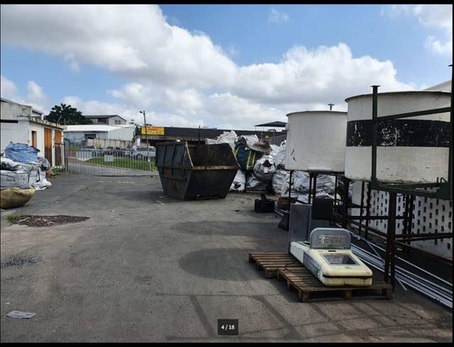 3,590M² WAREHOUSE TO LET IN NEW GERMANY